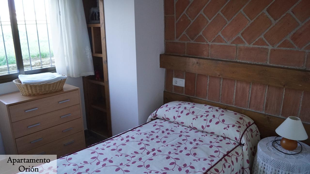 Apartamentos Estrellas De Monfraguee Torrejón el Rubio Buitenkant foto