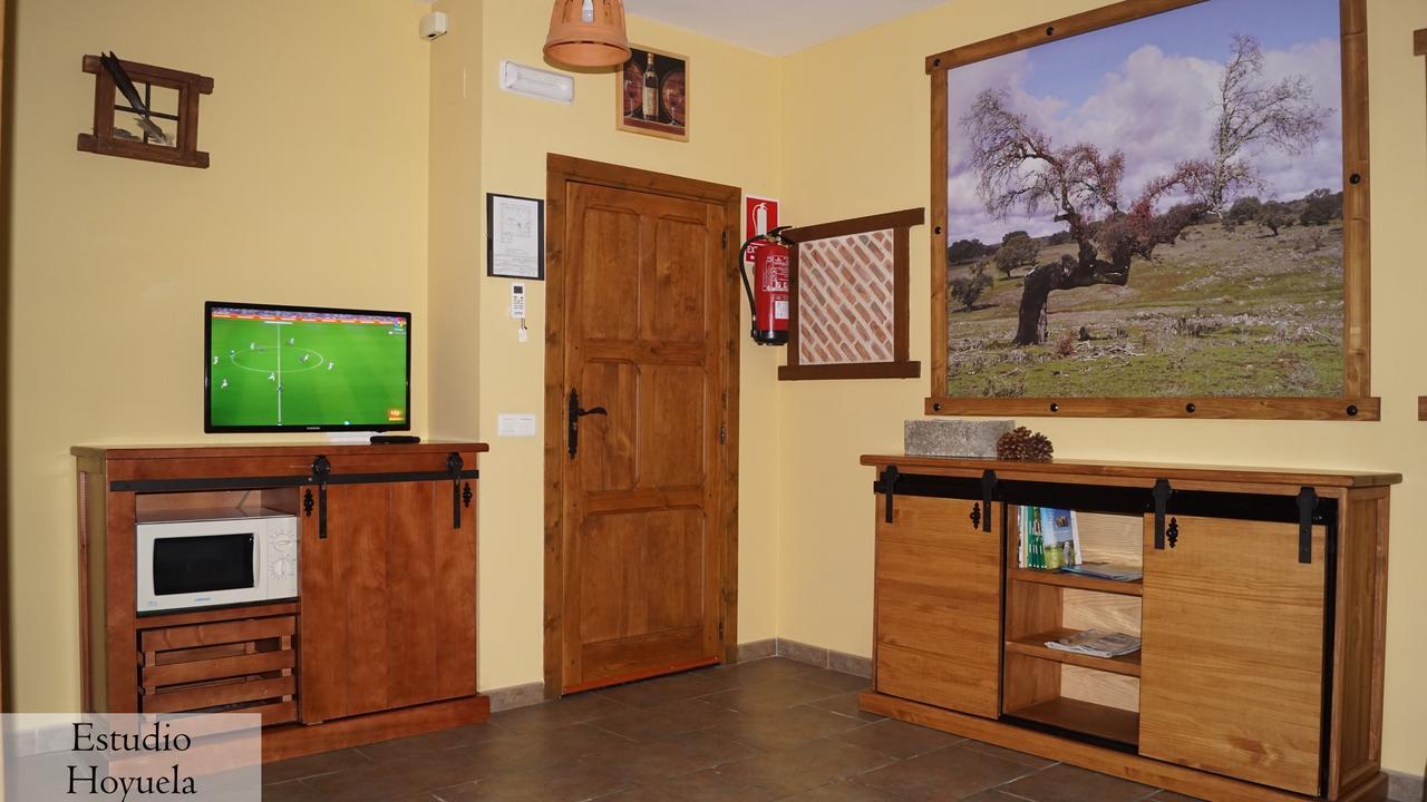 Apartamentos Estrellas De Monfraguee Torrejón el Rubio Buitenkant foto